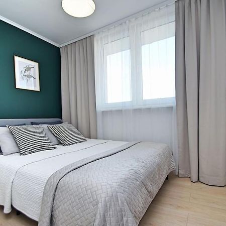 קטוביץ Apartament Korfantego Citycentre Z Widokiem Na Spodek מראה חיצוני תמונה