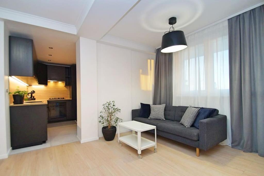 קטוביץ Apartament Korfantego Citycentre Z Widokiem Na Spodek מראה חיצוני תמונה